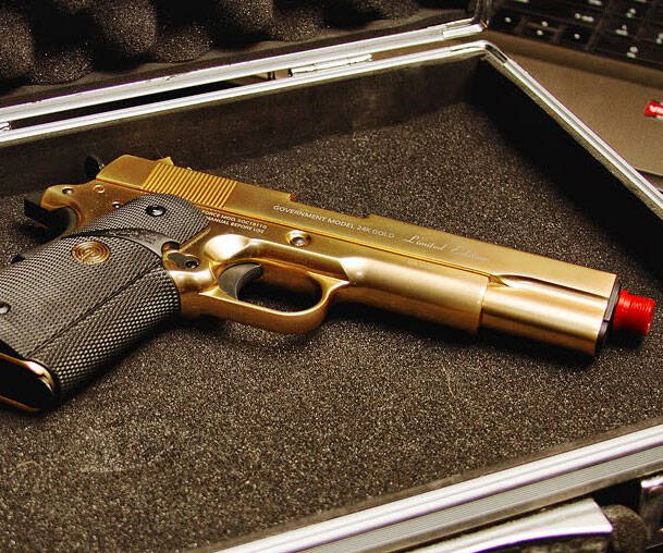 24K Gold Airsoft Pistol - coolthings.us