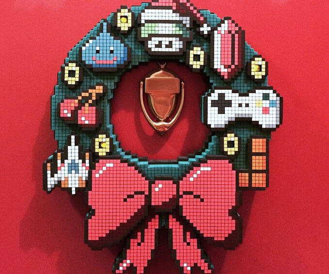8-Bit Holiday Wreath - coolthings.us
