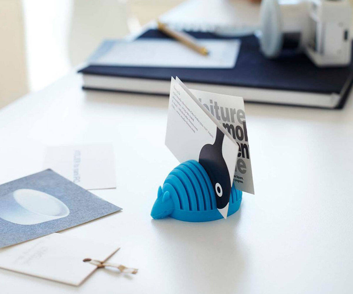 Armadillos Card Holder - //coolthings.us