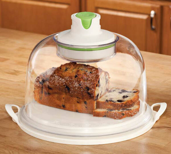 Auto-Vacuum Smart Food Dome and Cake Plate