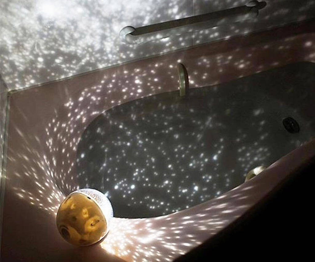 Bathtub Aqua Planetarium - coolthings.us