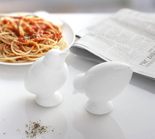 Bird Salt and Pepper Set - //coolthings.us
