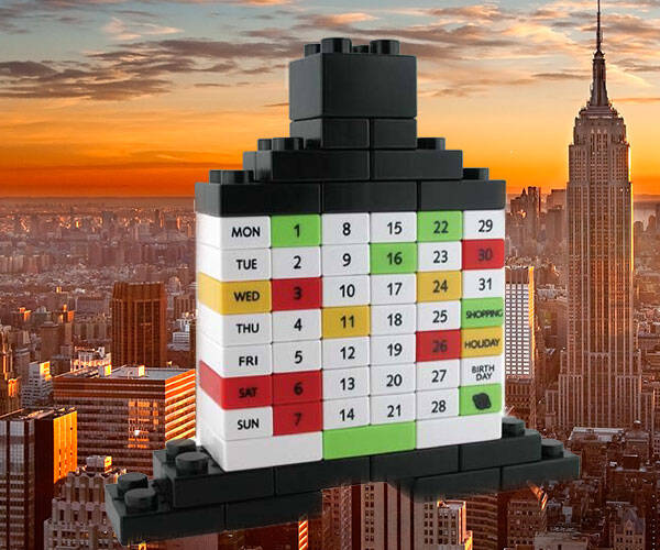 Building Block Perpetual Puzzle Calendar - coolthings.us