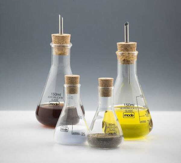 Chemistry Oil and Vinegar Set