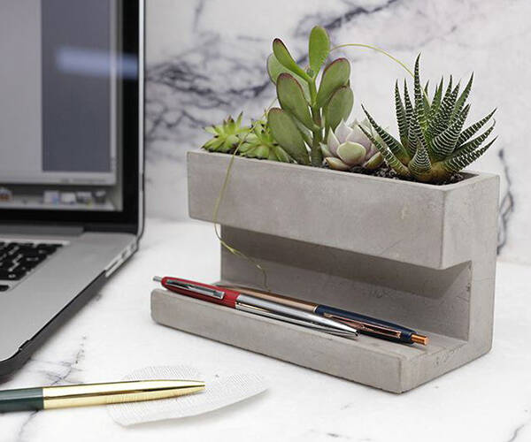 Concrete Desk Top Planter and Pen Holder - //coolthings.us