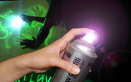 Glow In The Dark Spray Paint - coolthings.us