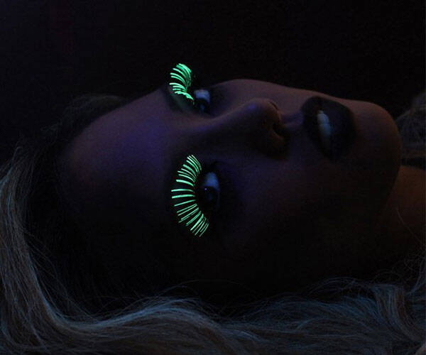 Glow in the Dark Eyelashes - coolthings.us