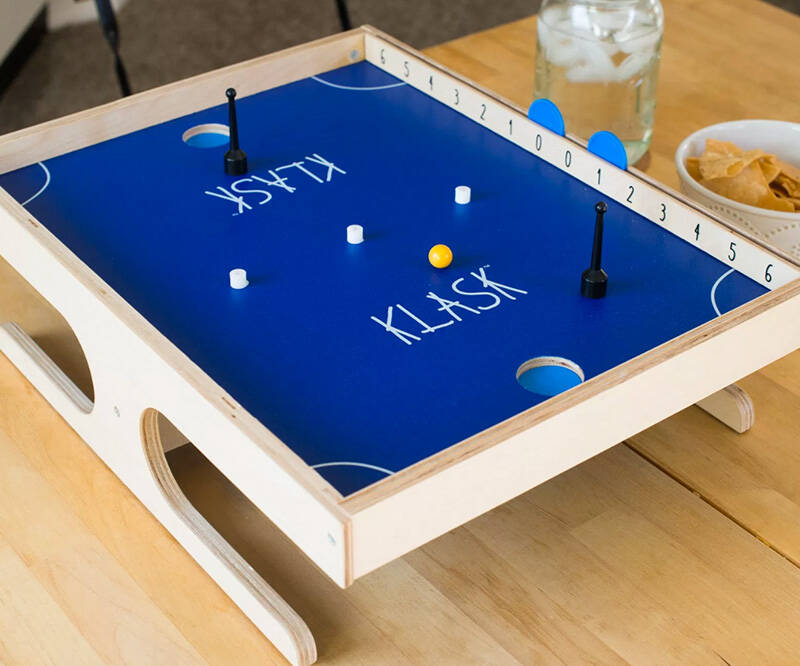 Klask The Magnetic Game of Skill - //coolthings.us