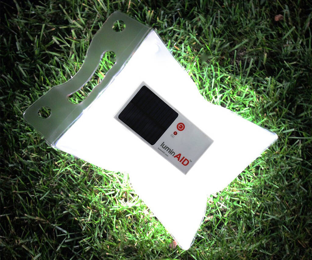 LuminAID Solar Inflatable Light - //coolthings.us