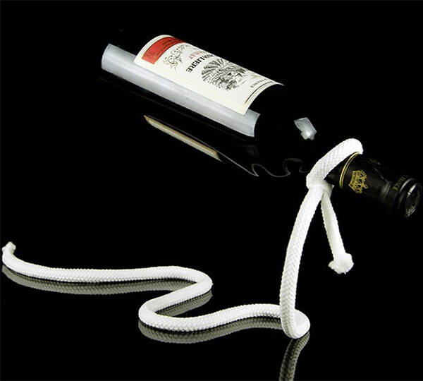 Magic Lasso Rope Wine Bottle Holder - coolthings.us