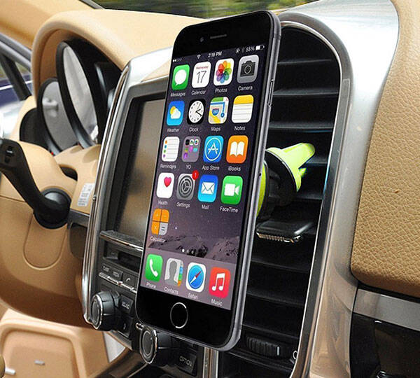 Magnetic Car Mount Holder - coolthings.us