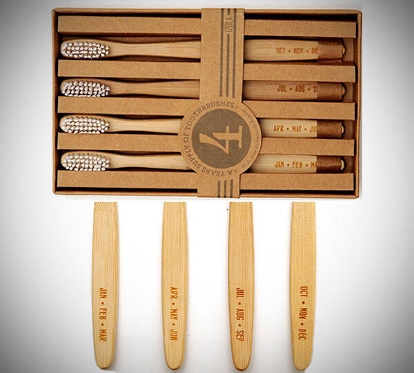 Months Toothbrush Set