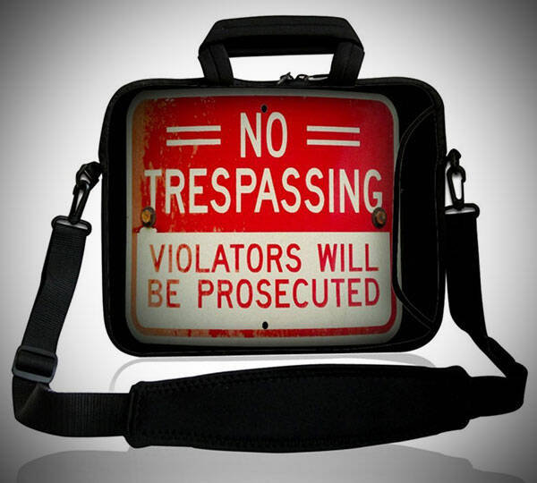 No Trespassing Laptop Bag - coolthings.us