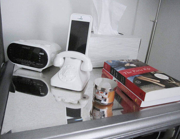 Retro Telephone Smartphone Dock