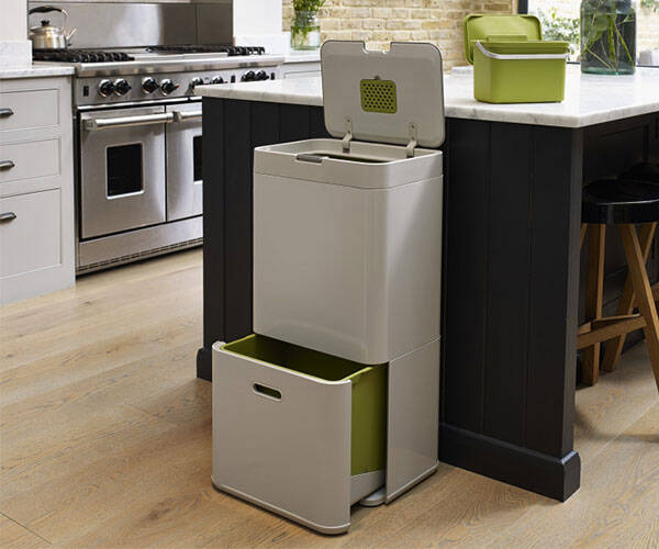 Totem Intelligent Waste and Garbage System