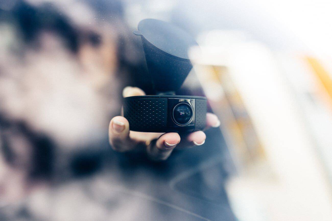 VAVA Smart Dash Cam - //coolthings.us