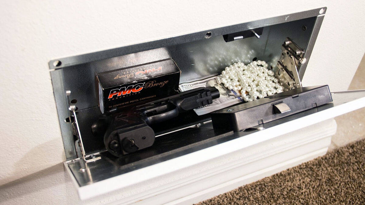 Air Vent Hidden Safe with RFID Lock