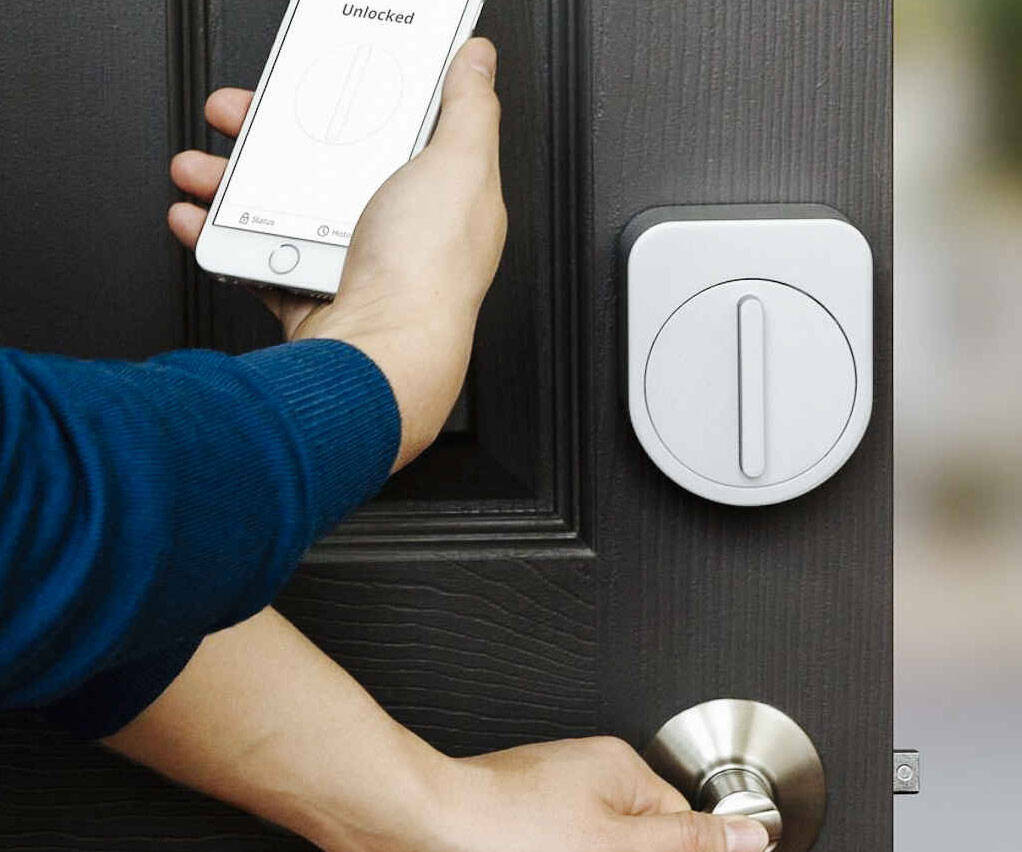 App Controlled Door Lock - coolthings.us