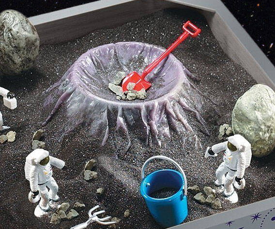 Astronaut Space Mission Sandbox - coolthings.us