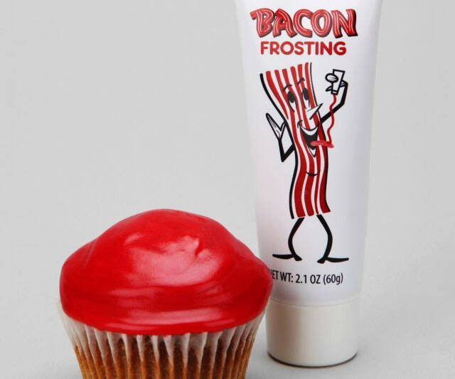 Bacon Flavored Cake Frosting - coolthings.us