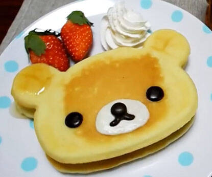 Bear Pancake Pan - coolthings.us
