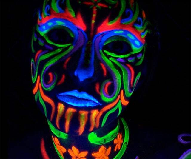 Black Light Makeup - coolthings.us