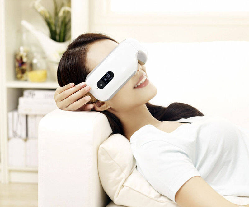 Wireless Eye Massager with Heat Compression and Music