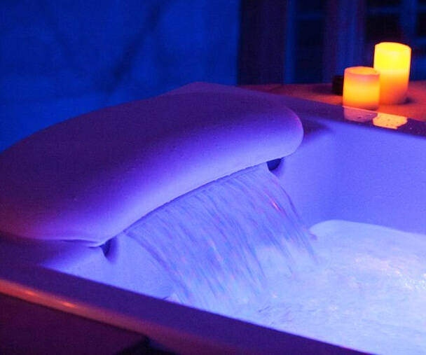 Waterfall Therapy Bathtub