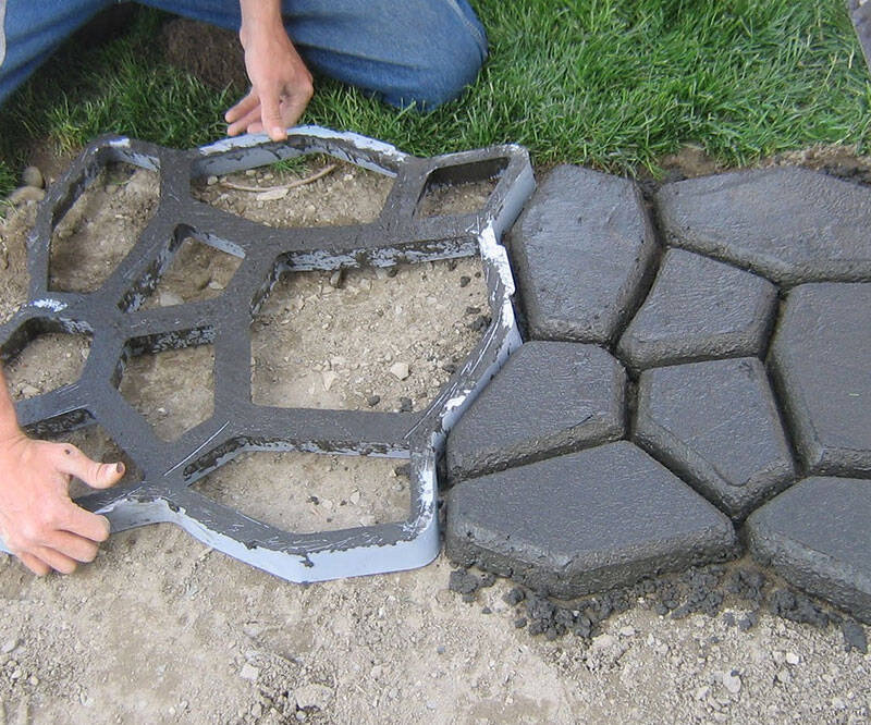 Cobblestone Forming Mold - //coolthings.us