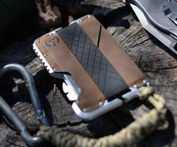 Dango Tactical Wallet - //coolthings.us