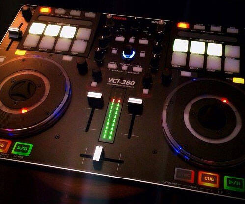 Professional DJ MIDI Controller