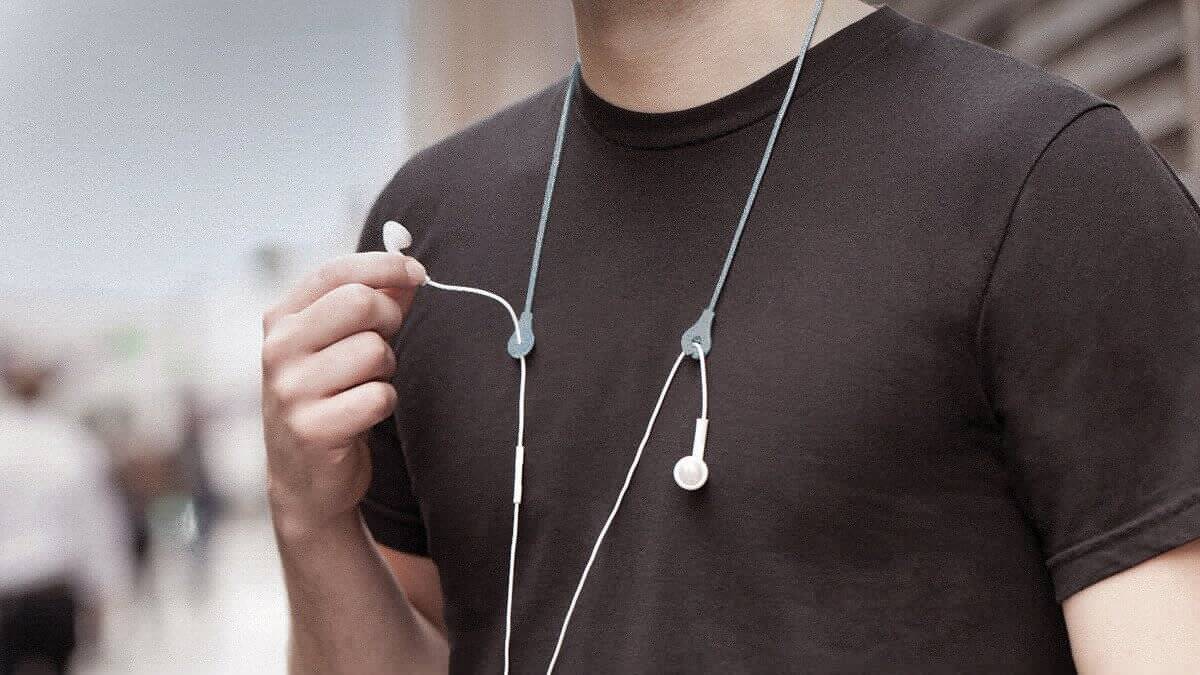 Earbuds Tethering Necklace