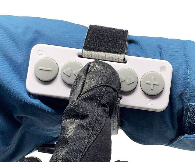 Easy-Press Buttons for Gloves