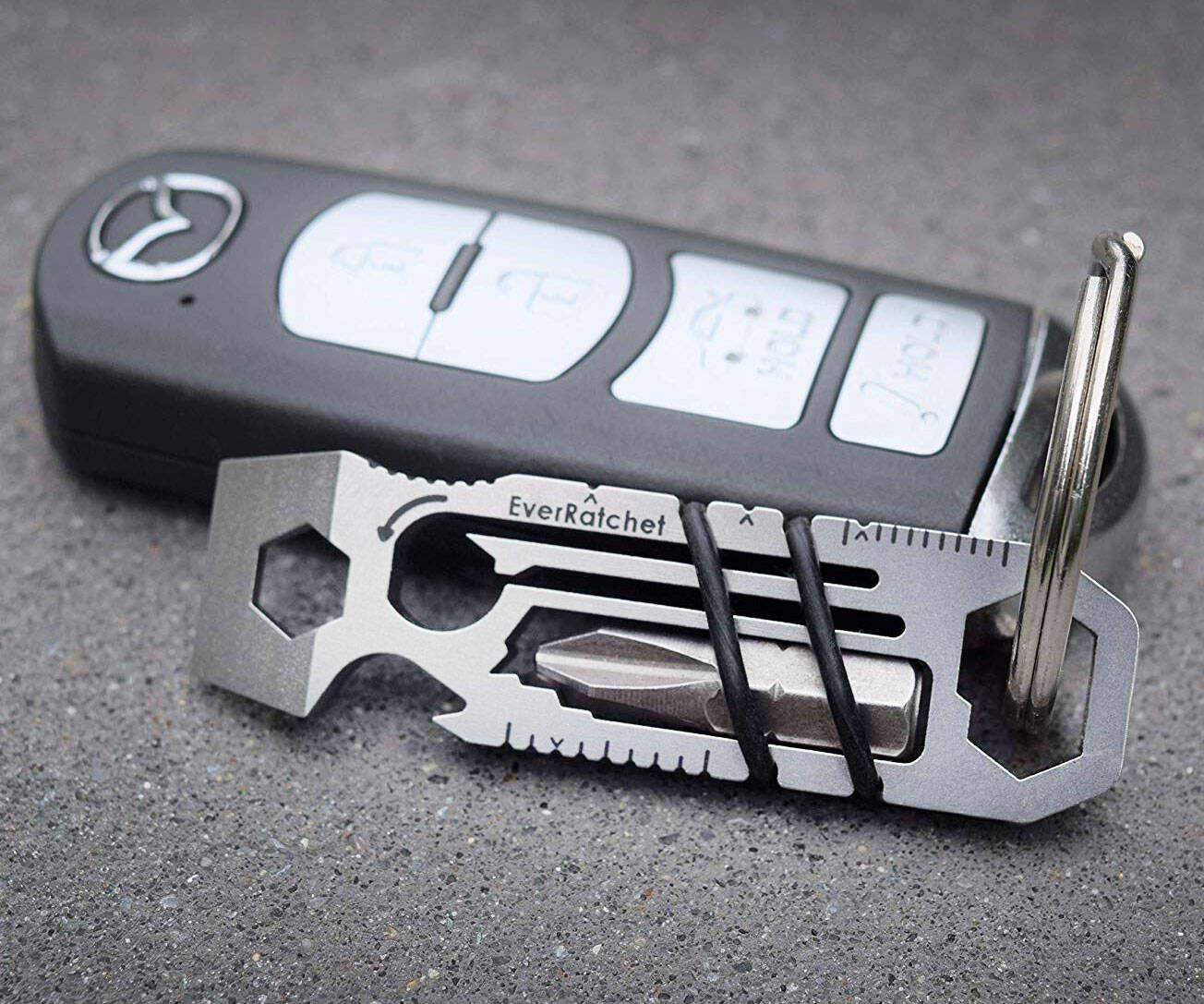 The Ratcheting Keychain Multi-Tool - //coolthings.us