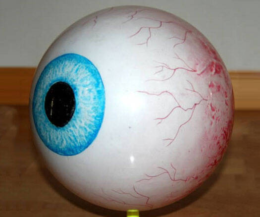 Eyeball Bowling Ball - coolthings.us