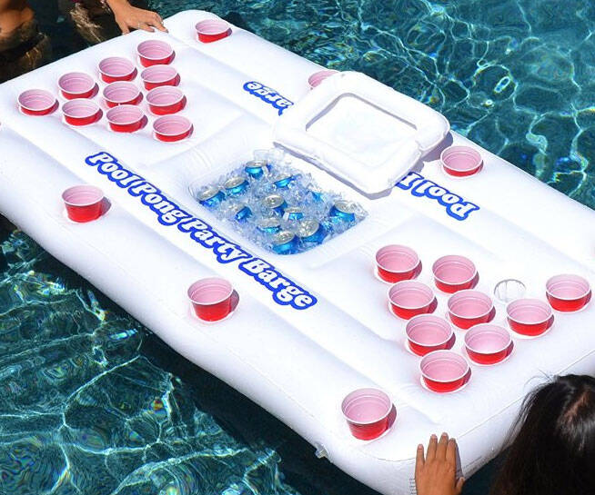 Floating Beer Pong Raft - //coolthings.us