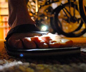 Headlight Flip Flops - coolthings.us