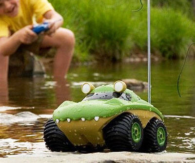Amphibious R/C Car - //coolthings.us