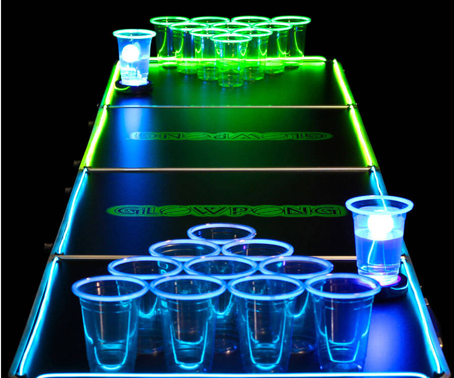 Glow In The Dark Beer Pong Set - //coolthings.us