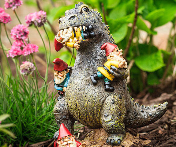 Garden Gnomezilla - coolthings.us