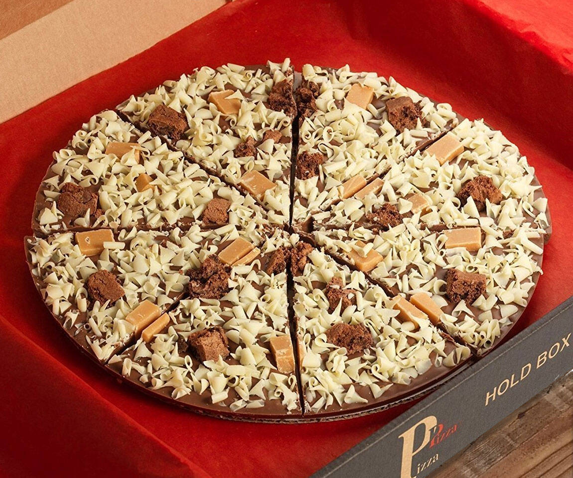 Gourmet Chocolate Pizza - coolthings.us