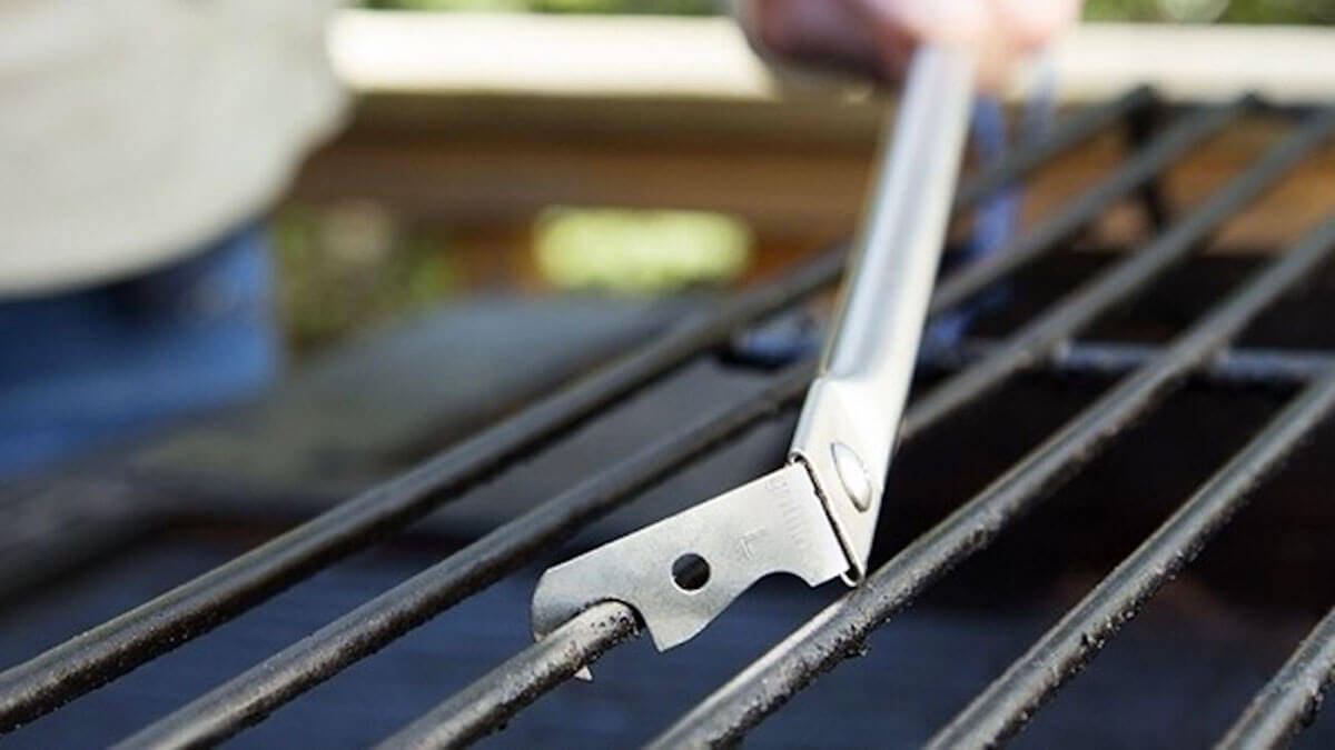 GrillFloss BBQ Grill Cleaning Tool - //coolthings.us