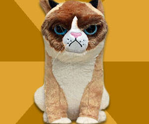 Grumpy Cat Plushie - coolthings.us