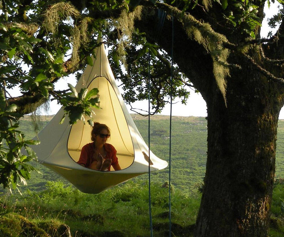 Hangout Nest - coolthings.us