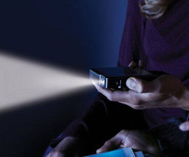 HDMI Pocket Projector