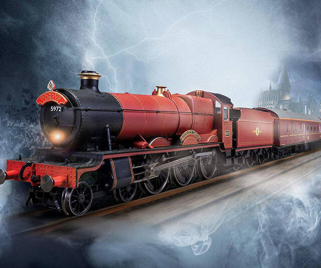 Hogwarts Express Electric Model Train Set - coolthings.us