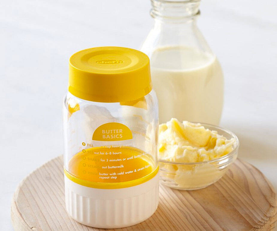 Homemade Butter Mini Churn - //coolthings.us