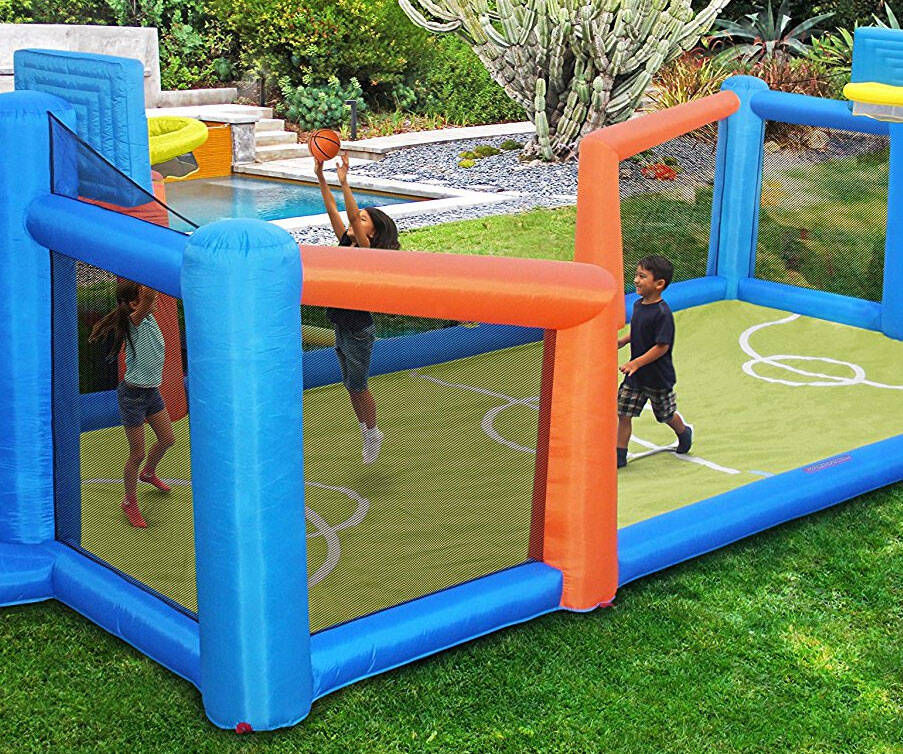 Inflatable Basketball Court - //coolthings.us