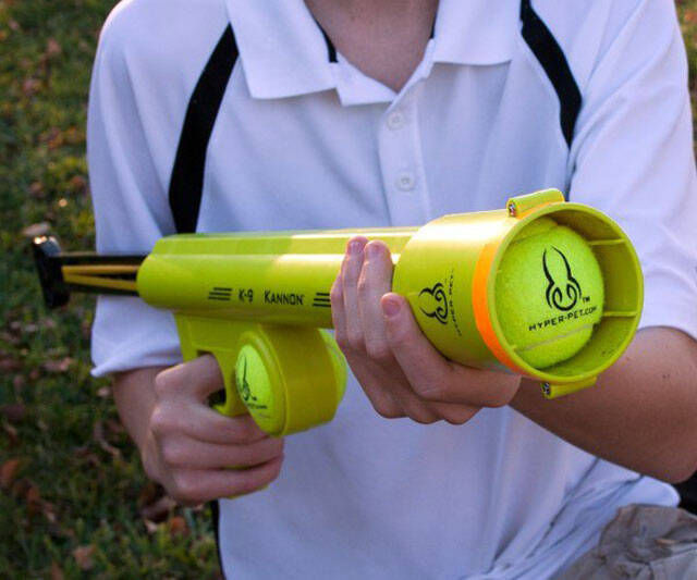 Tennis Ball Bazooka - //coolthings.us