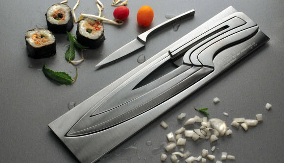 Knives inside Knife Set